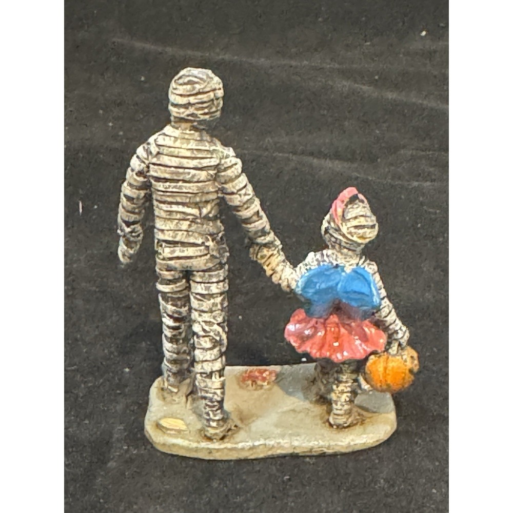 Lemax Figurines - Trick Or Treating With Mummy And Deady, Set Of 2 #62423 - Picture 7 of 9